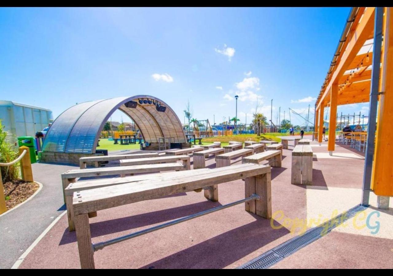 K90 - Chalet - Parkdean Resorts, Camber Sands Екстериор снимка