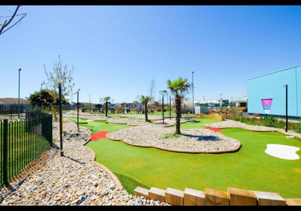 K90 - Chalet - Parkdean Resorts, Camber Sands Екстериор снимка